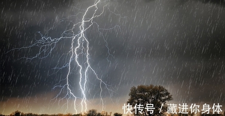 什么什么大雨下了起来补充句子